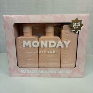 NIB Monday Haircare Ultimate Moisture Gift Set